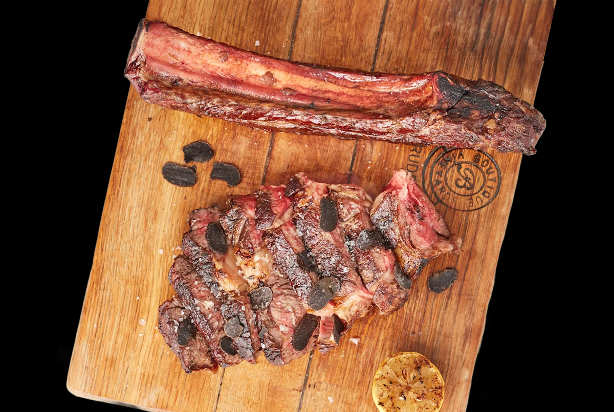 BBQ Tomahawk Steaks 
